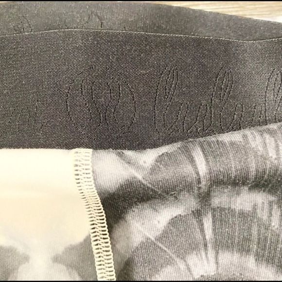 Lululemon Wunder Under Pretty Plume Angel Wing - Picture 5 of 6